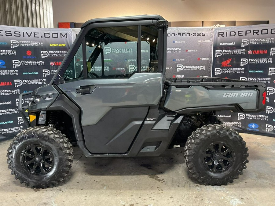 2024 Can-Am® Defender Limited HD10