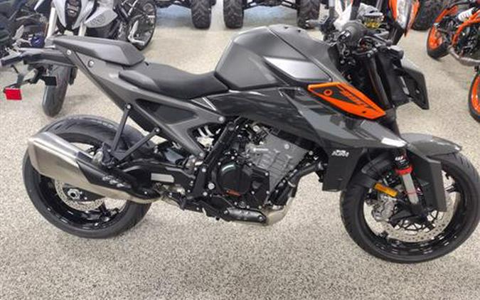 2024 KTM 990 Duke Review [A Dozen Fast Facts]