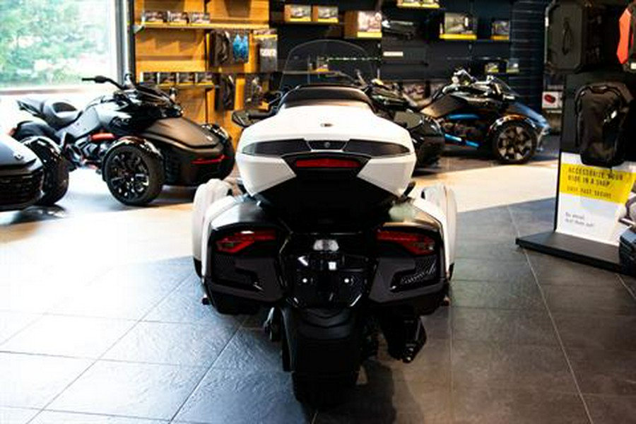 2024 Can-Am Spyder RT Sea-to-Sky