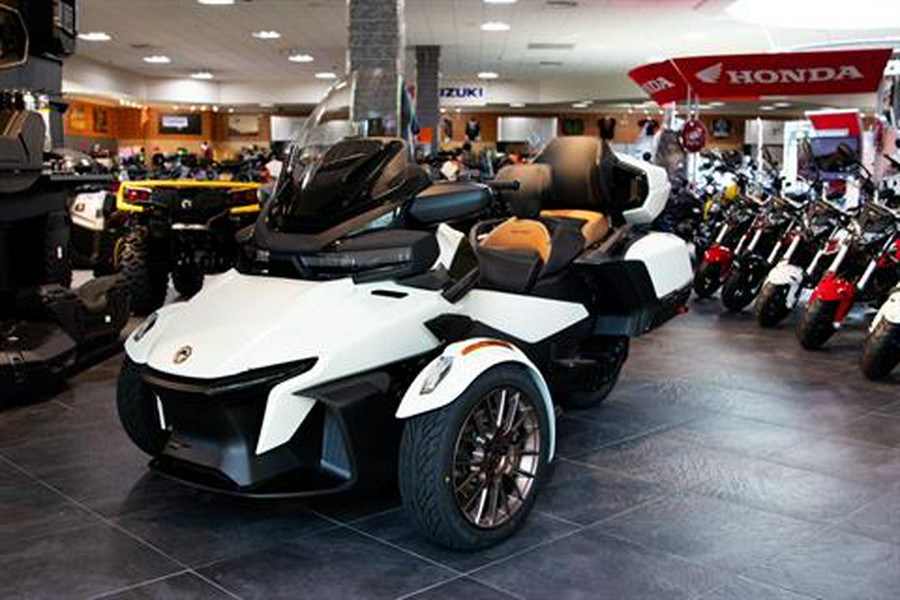 2024 Can-Am Spyder RT Sea-to-Sky