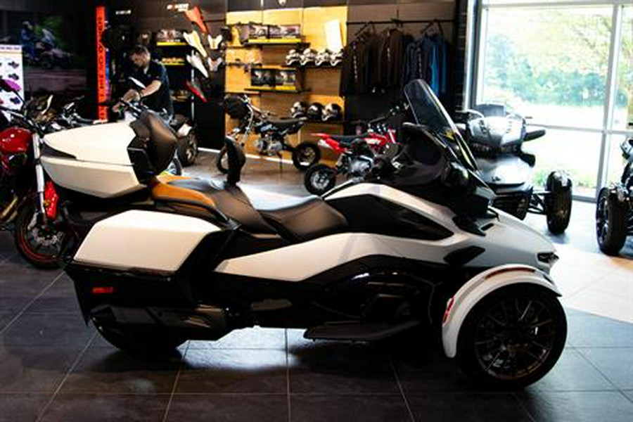 2024 Can-Am Spyder RT Sea-to-Sky