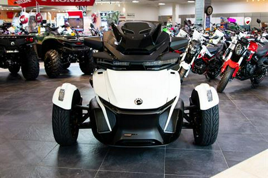 2024 Can-Am Spyder RT Sea-to-Sky