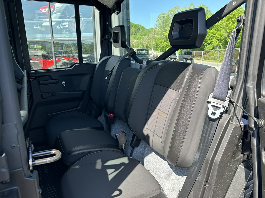 2026 Can-Am Defender MAX XT CAB HD11