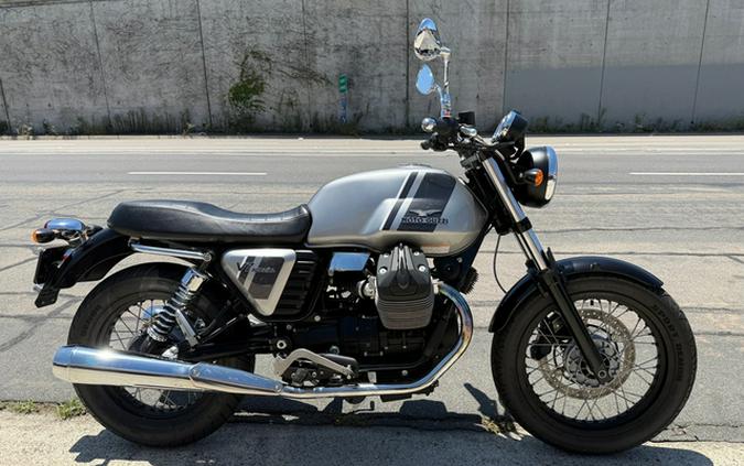 2015 Moto Guzzi V7 Special