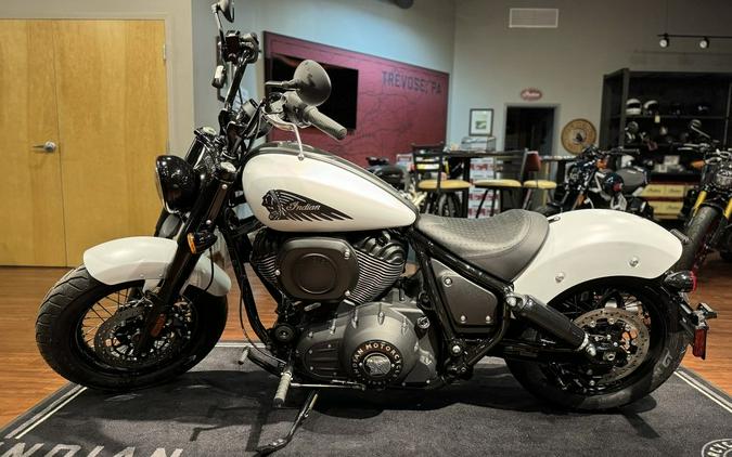 2024 Indian Motorcycle® Chief Bobber ABS Ghost White Metallic Smoke