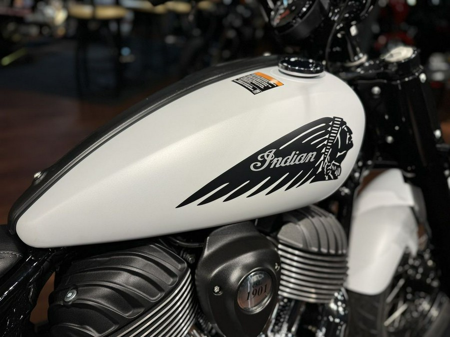 2024 Indian Motorcycle® Chief Bobber ABS Ghost White Metallic Smoke