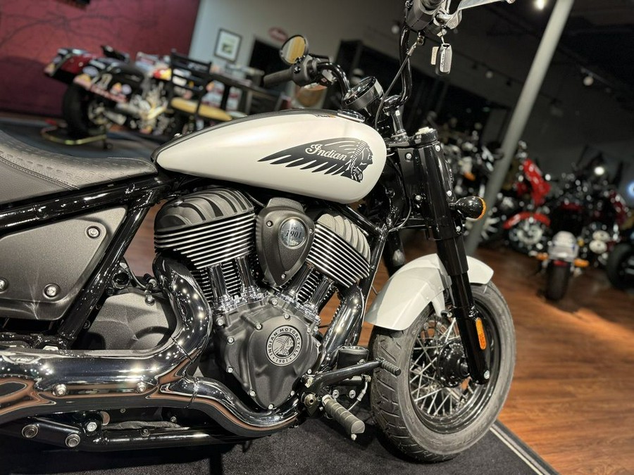 2024 Indian Motorcycle® Chief Bobber ABS Ghost White Metallic Smoke