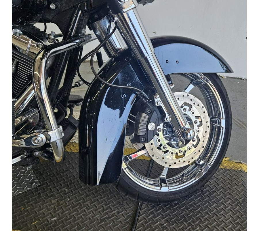 2012 Harley-Davidson® FLHX - Street Glide®