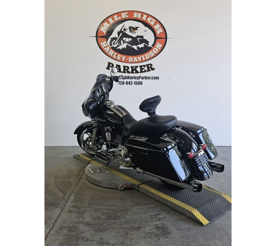 2012 Harley-Davidson® FLHX - Street Glide®