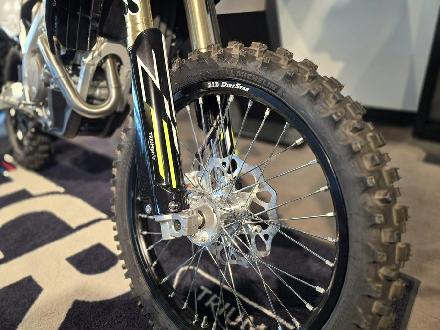 2026 Triumph TF 450E