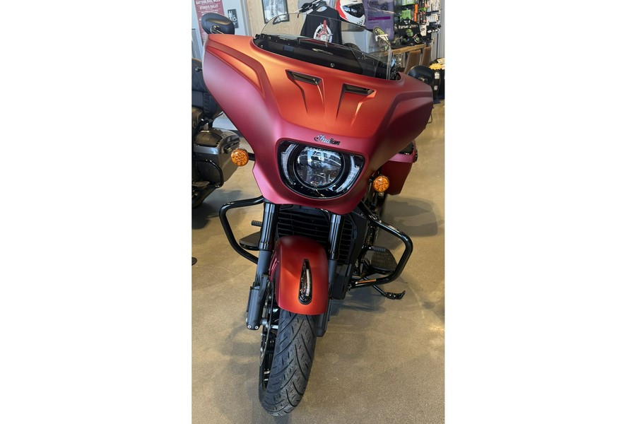 2026 CHIEFTAIN POWERPLUS DARK HORSE + 112 & AUDIO PACKAGE - Indian Motorcycle