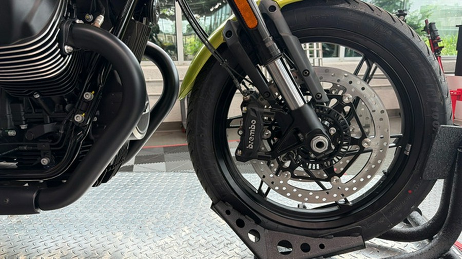 2026 Moto Guzzi V7 Sport