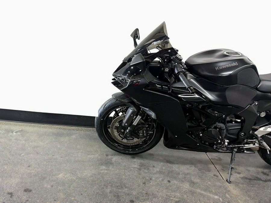 2024 Kawasaki Ninja ZX-6R Metallic Flat Spark Black/Ebony