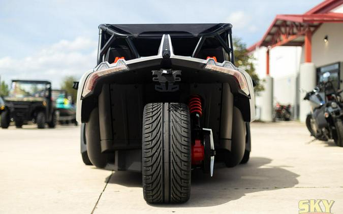 2023 Polaris Slingshot® ROUSH® Edition AutoDrive