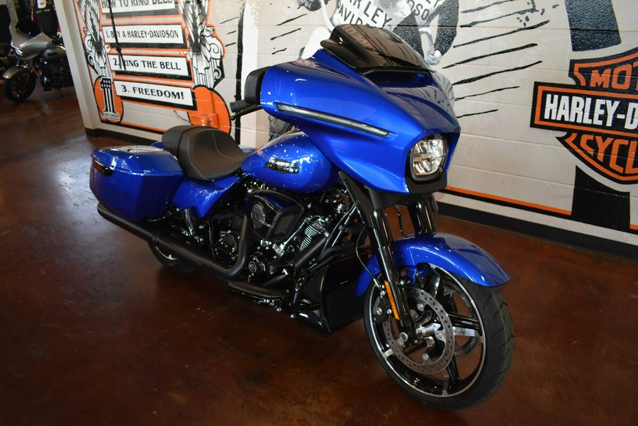 2024 Harley-Davidson Street Glide® Blue Burst