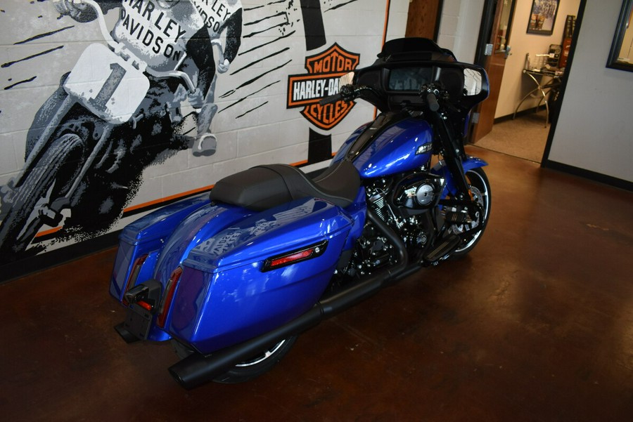 2024 Harley-Davidson Street Glide® Blue Burst