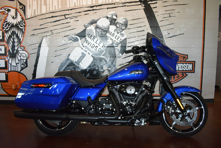 2024 Harley-Davidson Street Glide® Blue Burst