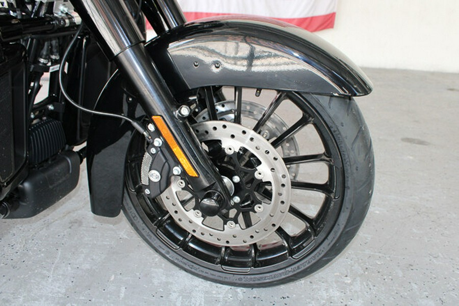 New 2025 Harley-Davidson Tri Glide Ultra FLHTCUTG Trike For Sale In Miami, Florida