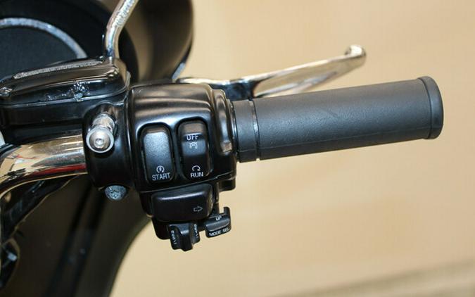 Used 2013 Harley-Davidson Electra Glide Ultra Limited Grand American Touring FLHTK Motorcycle For Sale In Miami, Florida