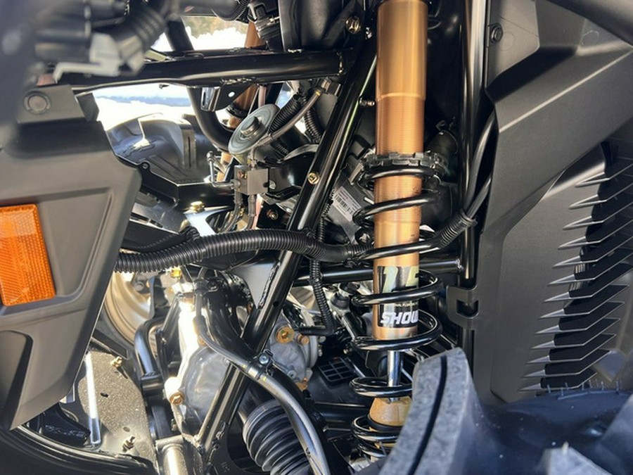 2026 Can-Am Outlander X Mr 1000R Loft Green Satin