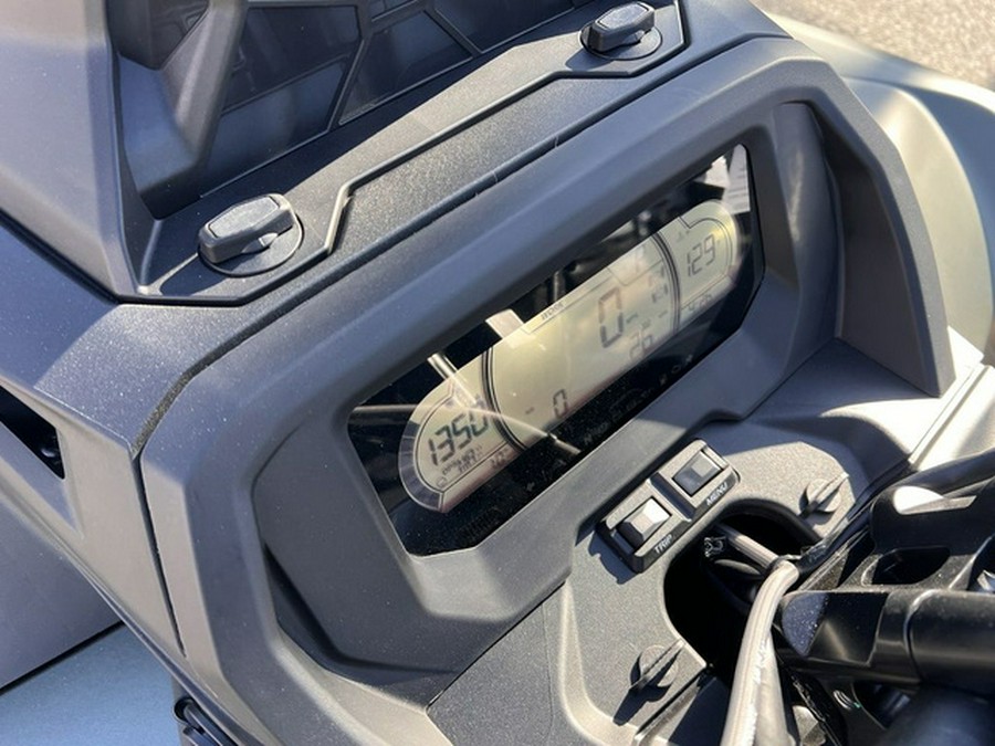 2026 Can-Am Outlander X Mr 1000R Loft Green Satin