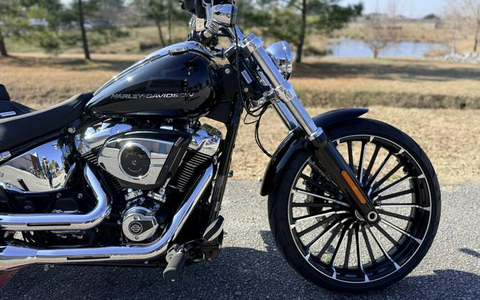 2026 Harley-Davidson® FXBR Breakout®
