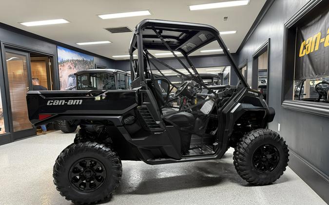 2026 Can-Am Defender XT HD11 with 10.25 in. touchscreen display