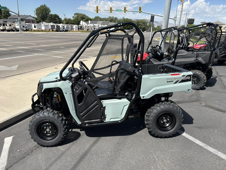 2026 Honda Pioneer 520