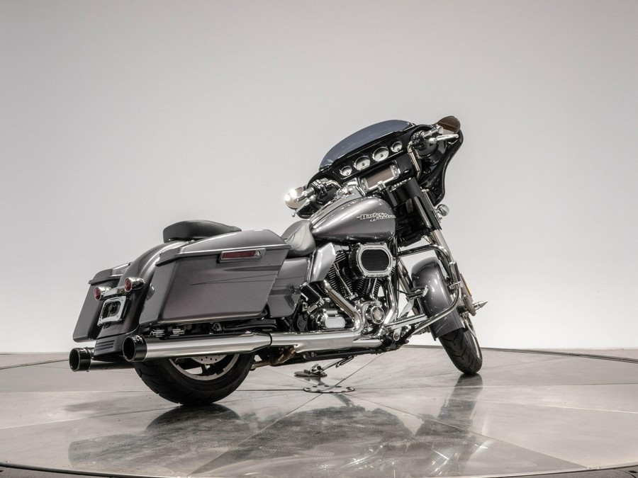 2014 HARLEY-DAVIDSON FLHXS STREET GLIDE SPECIAL in Charcoal Pearl