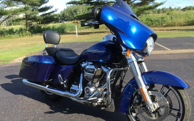 2017 Harley-Davidson® Street Glide® Superior Blue