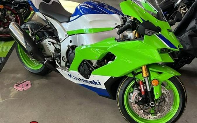 2024 Kawasaki Ninja® ZX™-10R 40th Anniversary Edition ABS