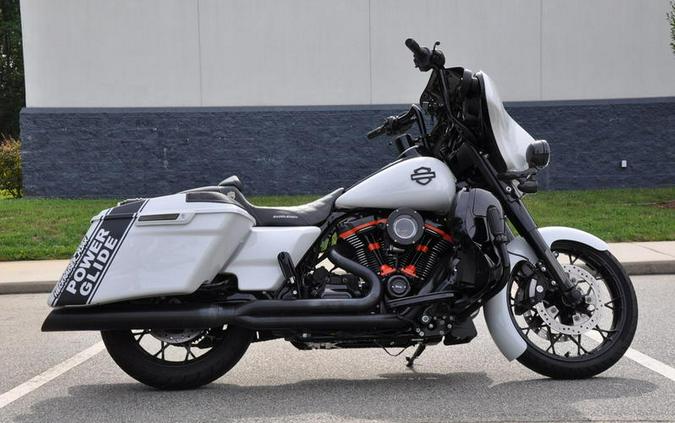 2020 Harley-Davidson® FLHXS - Street Glide® Special