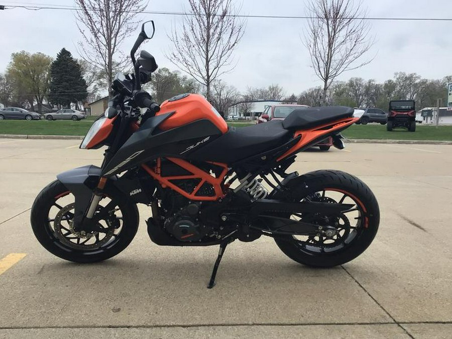 2023 KTM 390 Duke