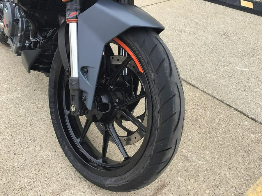 2023 KTM 390 Duke