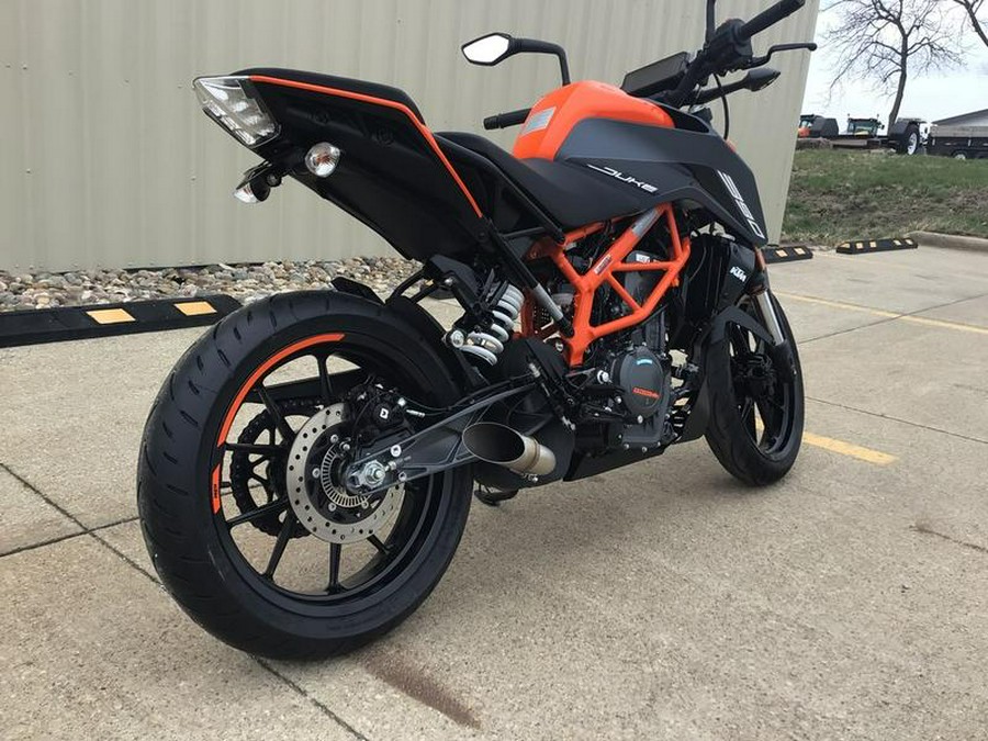 2023 KTM 390 Duke