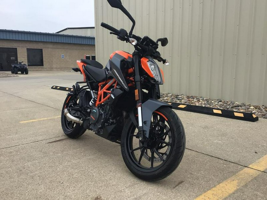 2023 KTM 390 Duke
