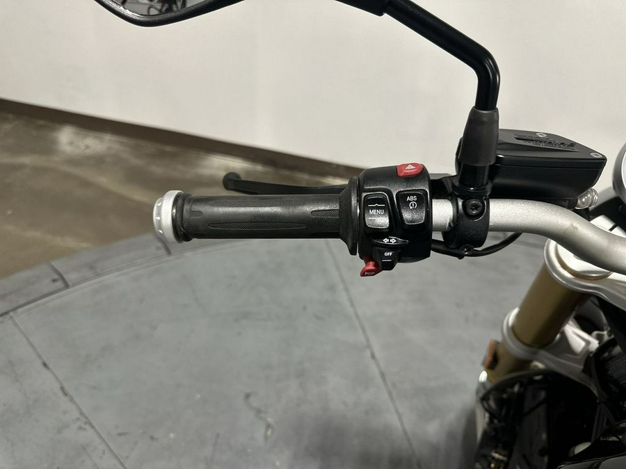 2019 BMW R nineT Base