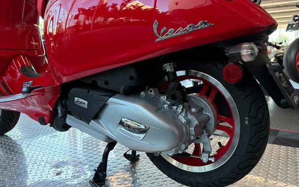 2026 Vespa Primavera 150 Red