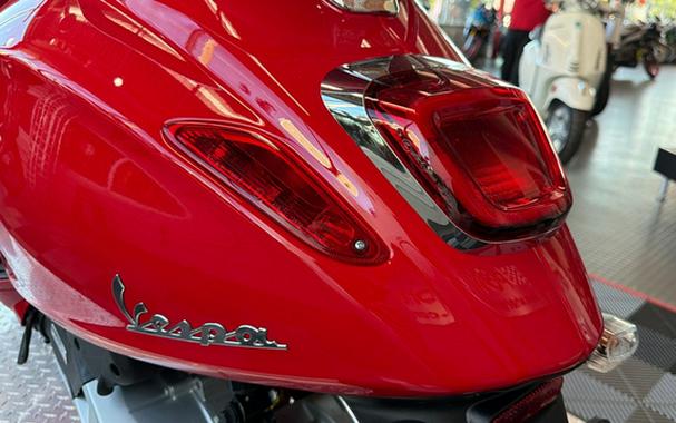 2026 Vespa Primavera 150 Red
