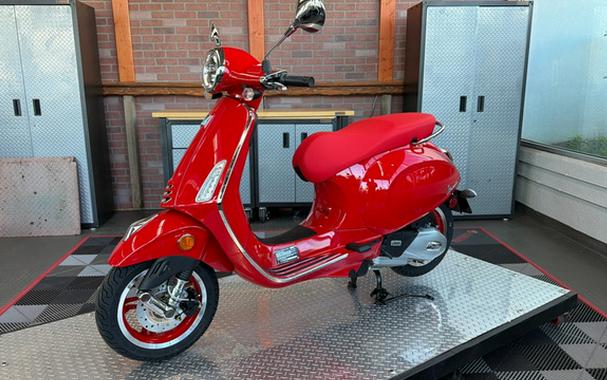 2026 Vespa Primavera 150 Red