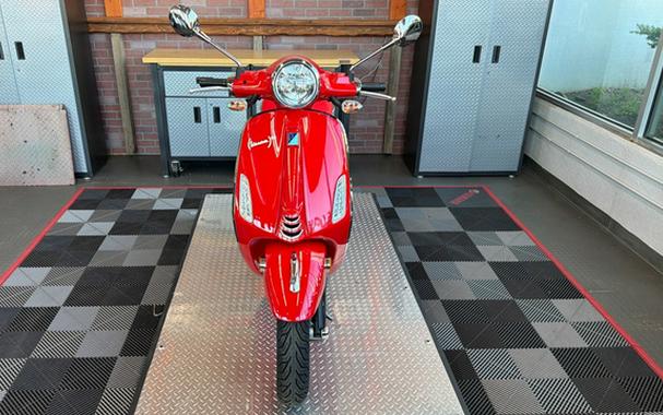 2026 Vespa Primavera 150 Red