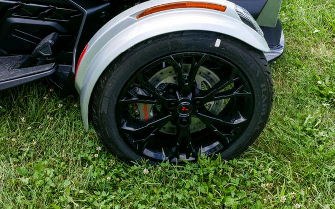 2023 Can-Am Spyder RT Limited Dark Wheels