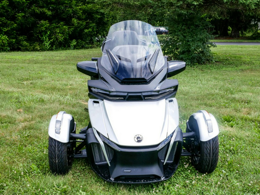 2023 Can-Am Spyder RT Limited Dark Wheels