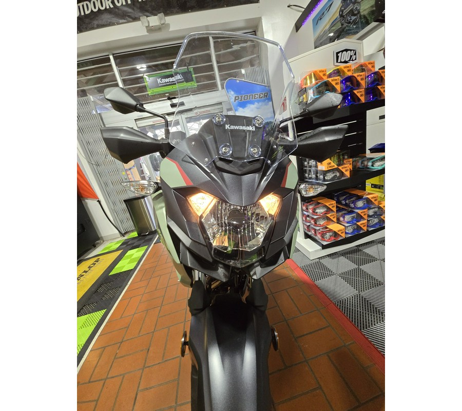 2024 Kawasaki Versys-X 300 ABS