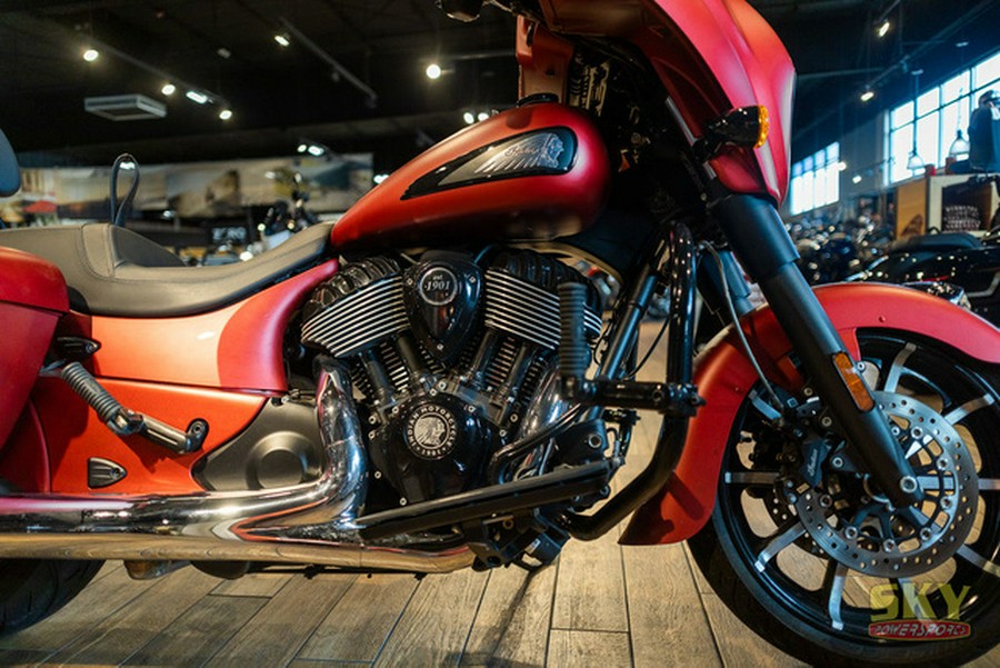 2022 Indian Chieftain Dark Horse Ruby Smoke