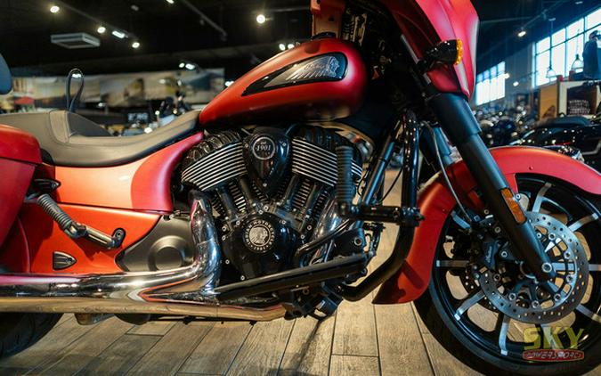 2022 Indian Chieftain Dark Horse Ruby Smoke