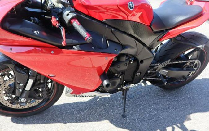 2014 Yamaha YZF-R1