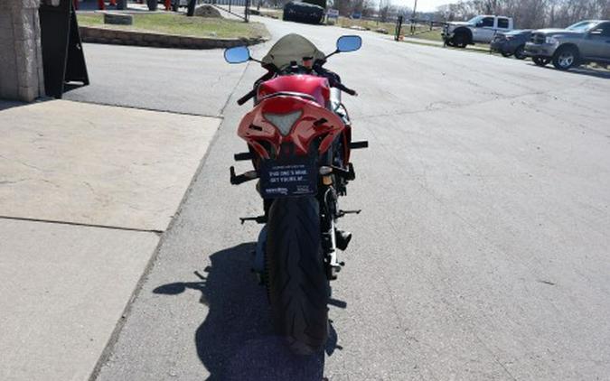 2014 Yamaha YZF-R1