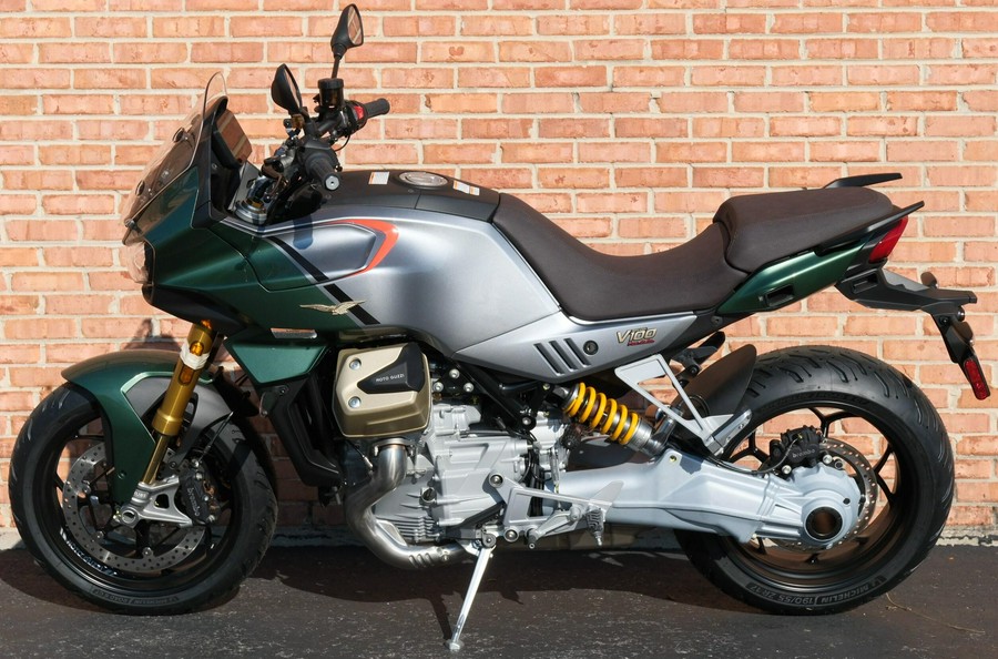 2024 Moto Guzzi V100 Mandello S