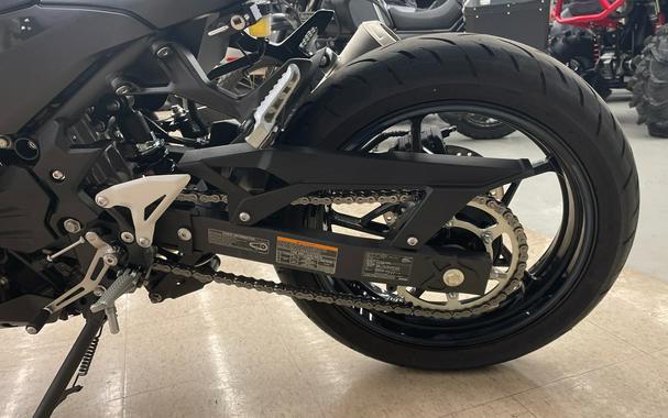 2025 Kawasaki Ninja® 500